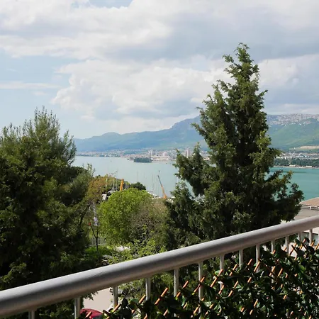Aurum Hills